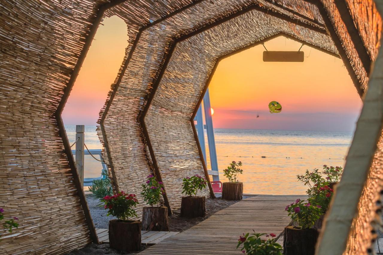 Litore Resort Hotel & Spa Okurcalar Exterior photo